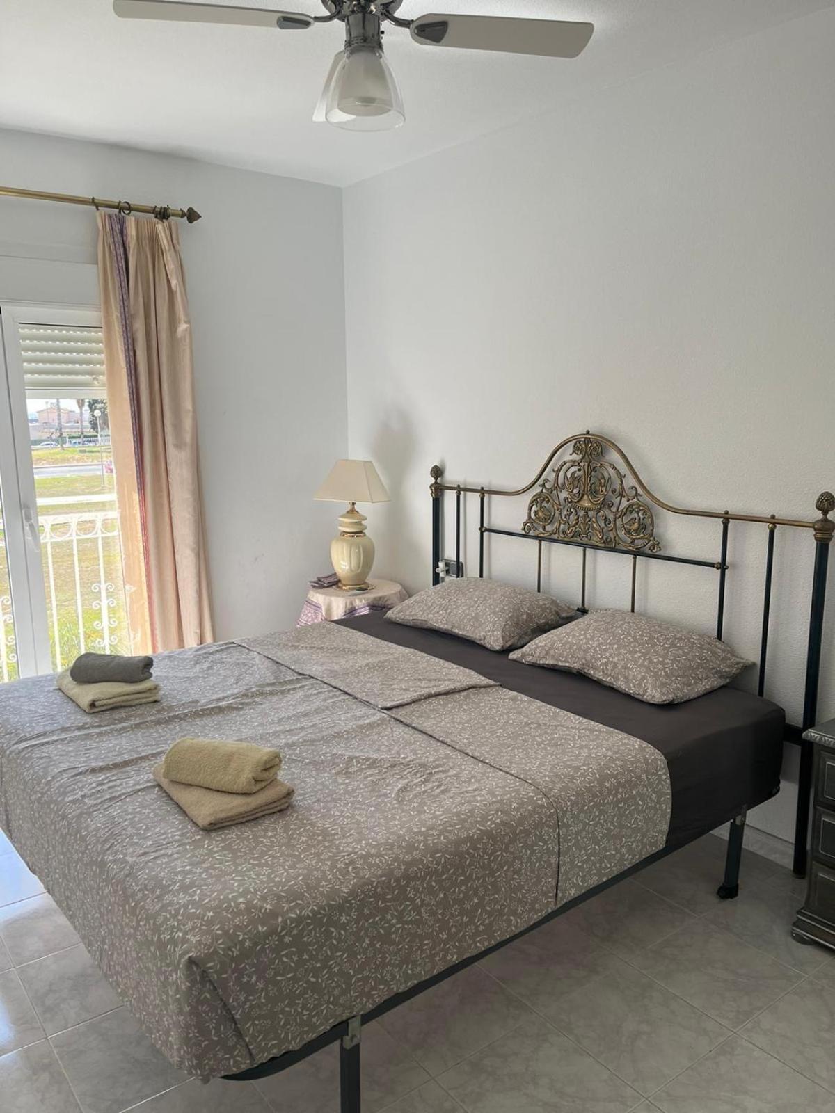 טורבייחה Schoenes Ruhiges Rooftop Apartment Mit Grosser Dachterrasse מראה חיצוני תמונה