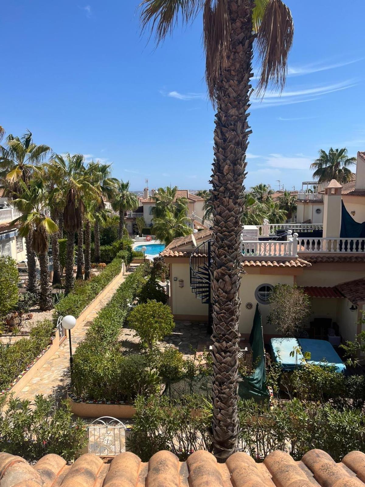 טורבייחה Schoenes Ruhiges Rooftop Apartment Mit Grosser Dachterrasse מראה חיצוני תמונה